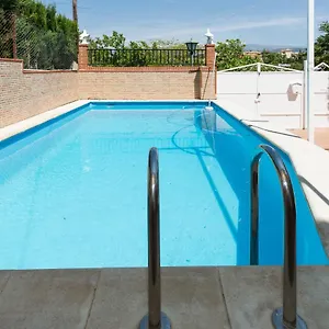Iraizas Con Piscina Otura